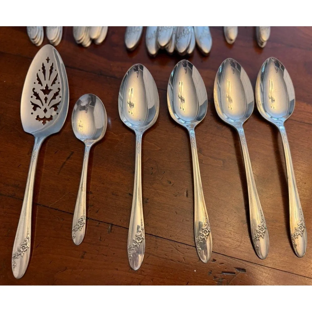 Vtg Oneida Tudor Plate Queen Bess II Silverplate Flatware 43 Piece Service for 6